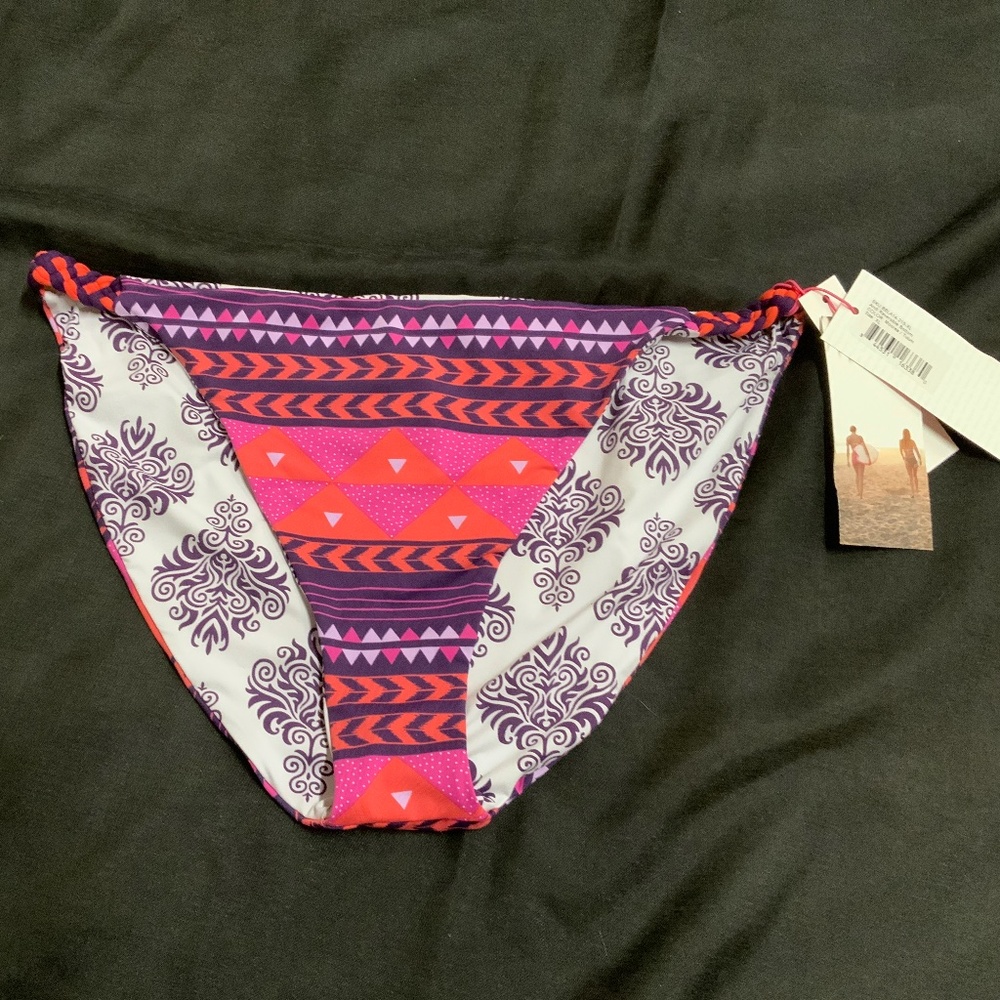 Carve Designs Reversible Print Bikini Bottom. UPF 50 Size XL.  NWT.
